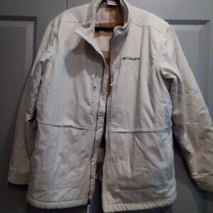 Men's Columbia size XL Stone color